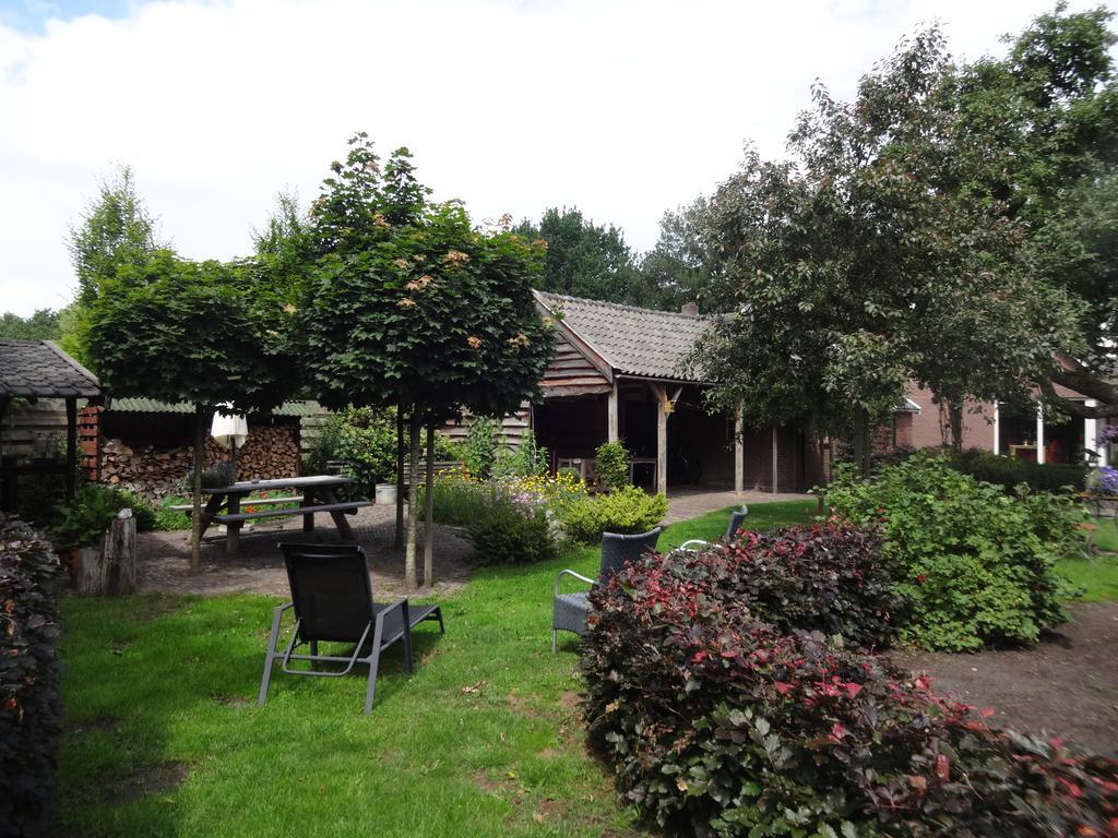 B&B Bij De Molen Rolde Экстерьер фото